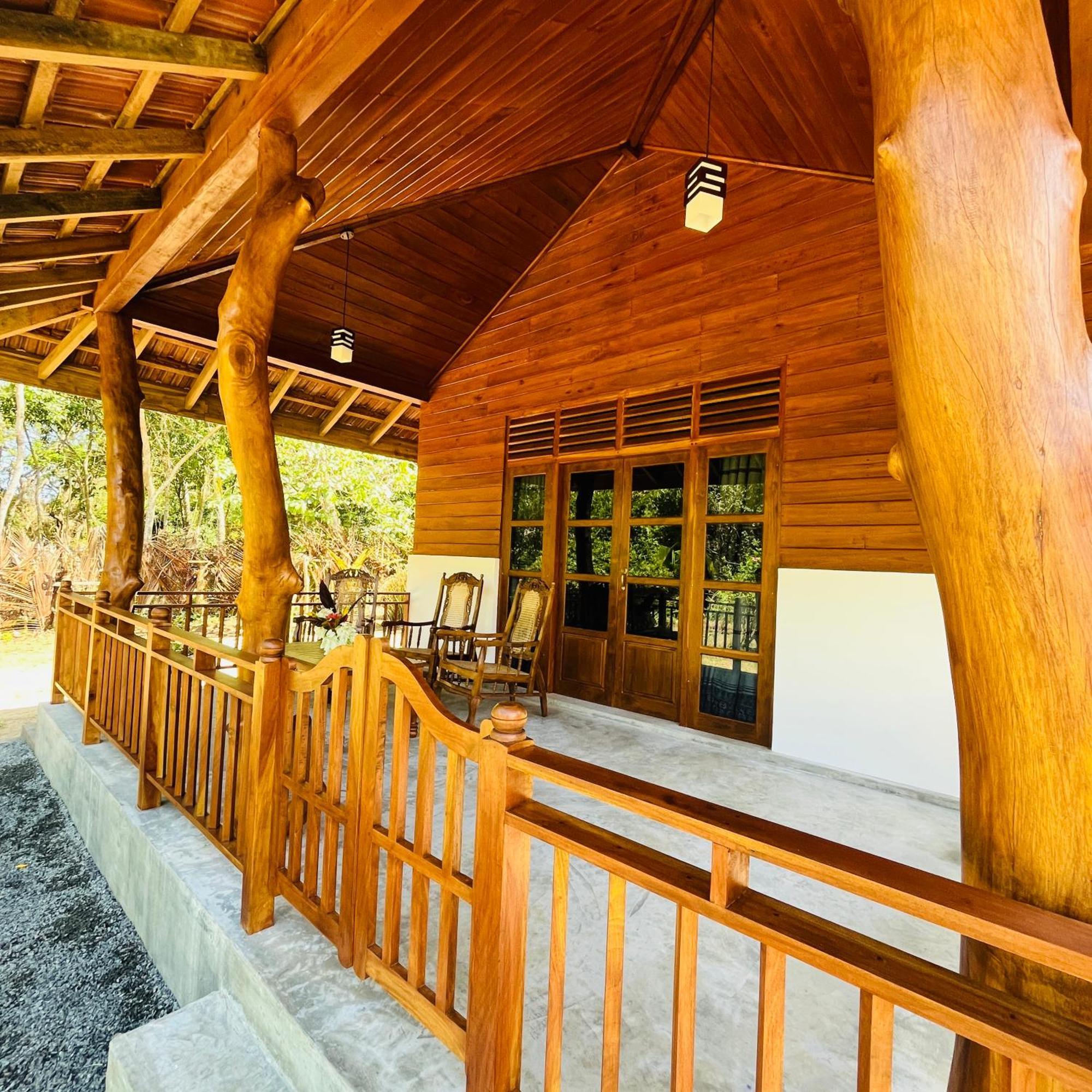 Hanguk Lanka Lagoon Villa タンガラ エクステリア 写真