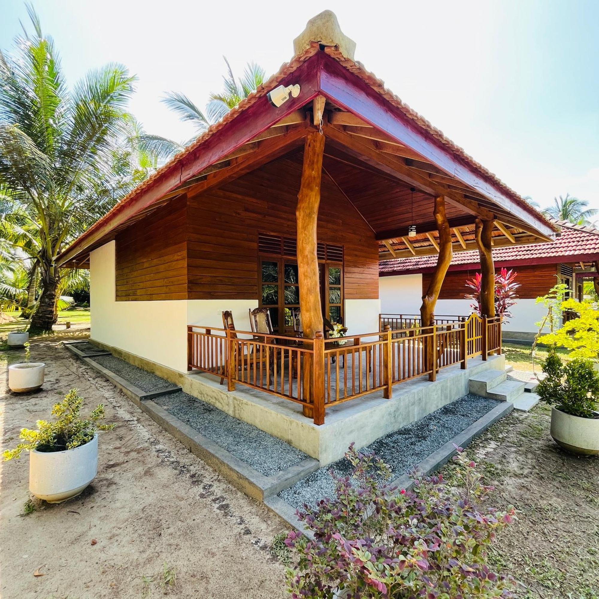 Hanguk Lanka Lagoon Villa タンガラ エクステリア 写真