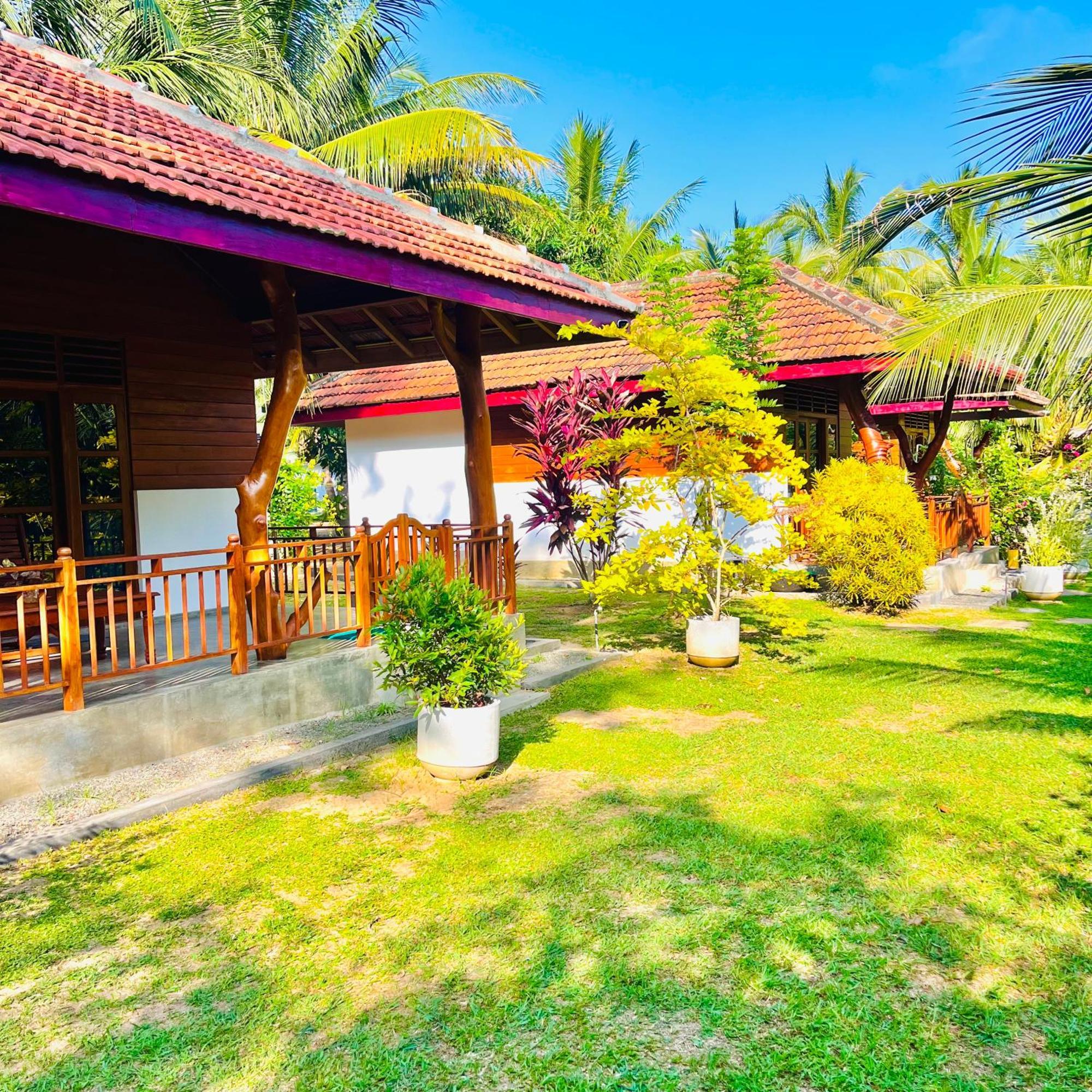Hanguk Lanka Lagoon Villa タンガラ エクステリア 写真